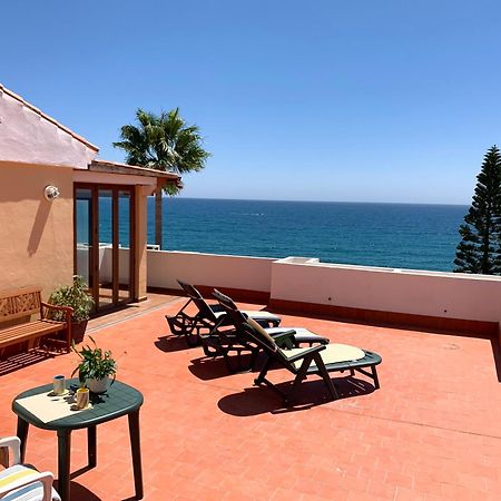Penthouse On The Beachfront 埃斯特波纳 外观 照片